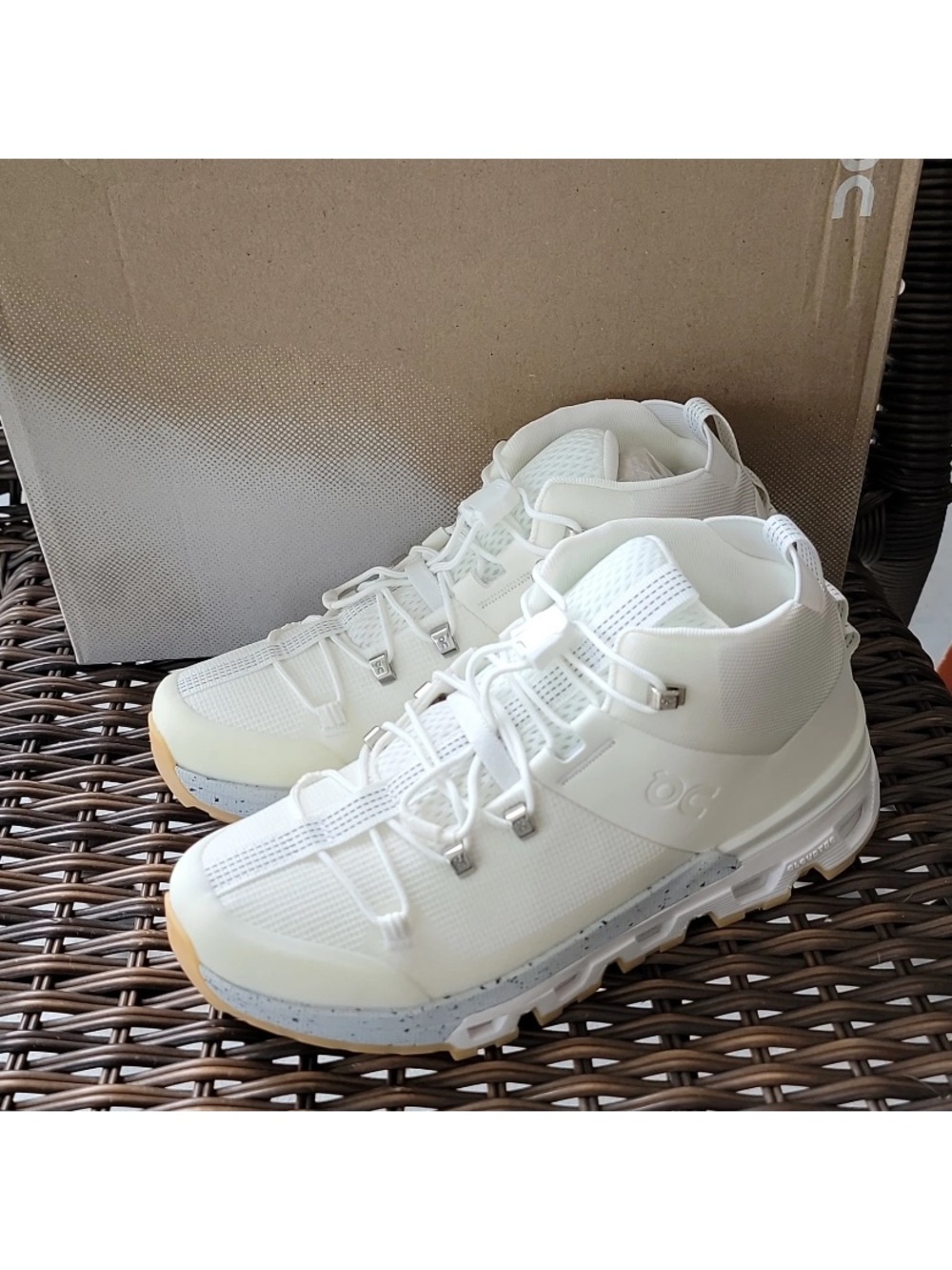 On Cloudtrax Undyed Women's Size 5.5 White Mesh Lace Up Mid Top Sneakers